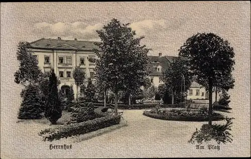 Ak Herrnhut in der Oberlausitz, Platz, Garten