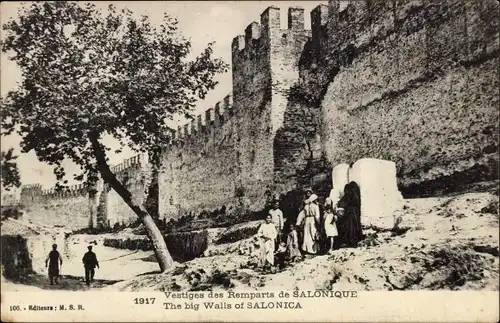 Ak Saloniki Griechenland, Überreste der Stadtmauer