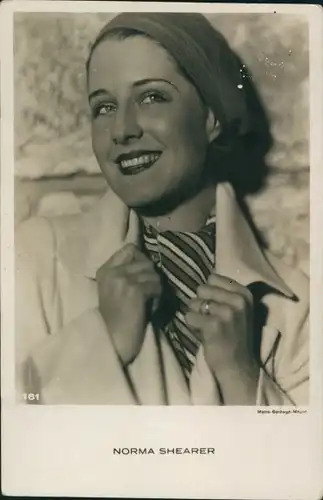 Ak Schauspielerin Norma Shearer, Portrait