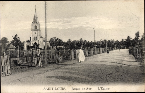 Carte Postale Ancienne Sénégal – Saint Louis – Route Et Église De Sor – Noir Et Blanc