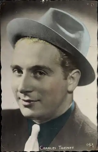Ak Schauspieler Charles Trenet, Portrait, Hut, EPI 21