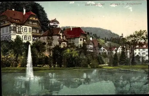 Ak Bad Liebenzell im Schwarzwald, Kurpark, Anlagensee, Springbrunnen