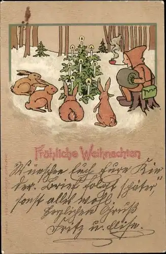Präge Litho Glückwunsch Weihnachten, Hasen und ein rauchendes Kind sitzen um einen Tannenbaum herum
