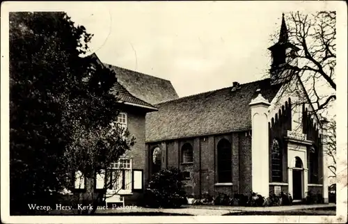 Ak Wezep Gelderland Niederlande, Herv. Kirche, Pfarrhaus