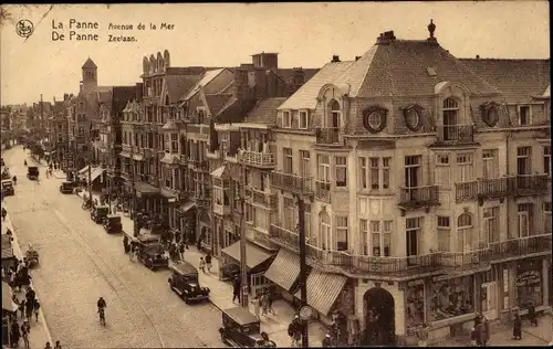 Ak La Panne De Panne Westflandern, Avenue de la Mer, Zeelaan