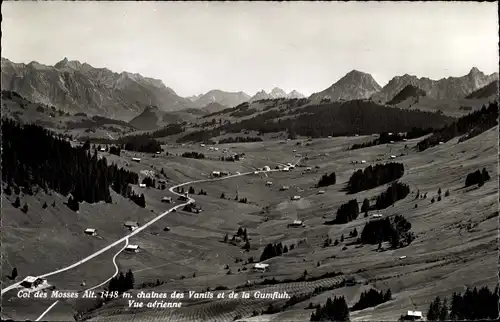 Ak Col des Mosses Kanton Waadt, chaines des Vanils, Gumfluh, vue arienne