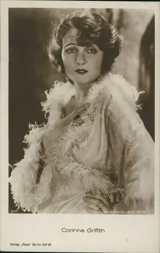 Ak Schauspielerin Corinne Griffith, Portrait