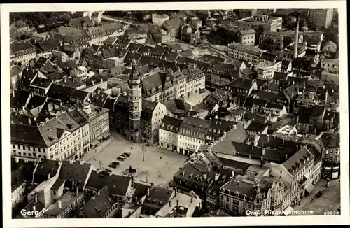 Ak Gera Thüringen, Fliegeraufnahme mit Blick auf Marktplatz, Rathaus