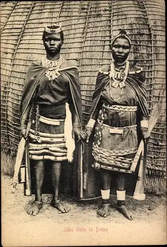 Ak-Zulu-Mädchen im Kleid