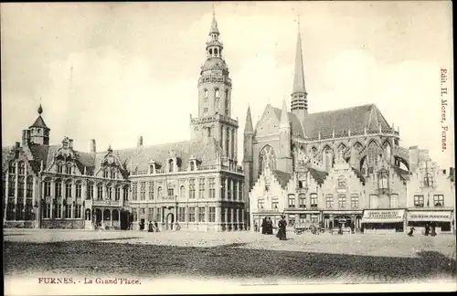 Ak Furnes Veurne Westflandern, La Grand Place