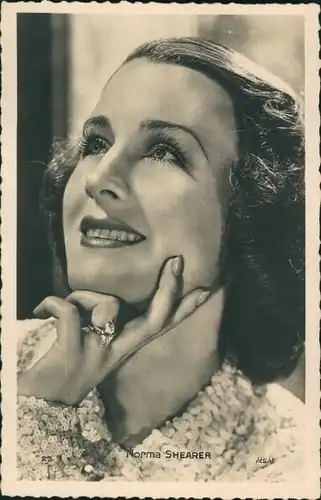 Ak Schauspielerin Norma Shearer, Portrait