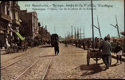 Ak Thessaloniki Griechenland, Quai, vue de la Place de la Liberté, tramway