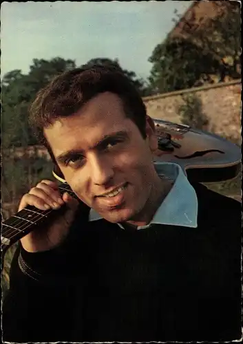 Ak Sänger Daniel Gerard, Portrait, Gitarre