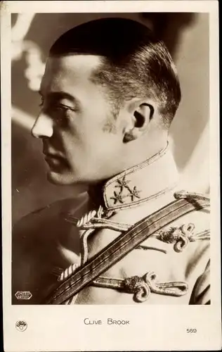 Ak Schauspieler Clive Brook, Portrait, Husaren-Uniform