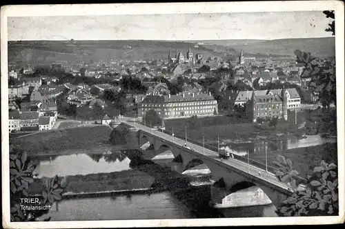 Ak Trier an der Mosel, Totalansicht, Brücke