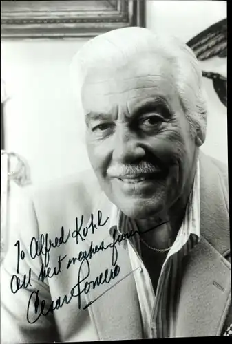 Foto Schauspieler Cesar Romero, Portrait, Autogramm