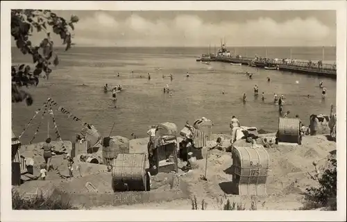 Foto Ak Ostseebad Lubmin in Pommern, Strandansicht