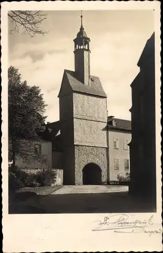 Ak Burgstädt in Sachsen, Straßenpartie im Ort, Tor