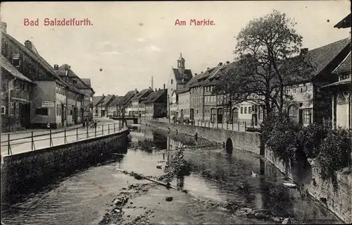 Ak Bad Salzdetfurth in Niedersachsen, Flusspartie am Markt, Häuser