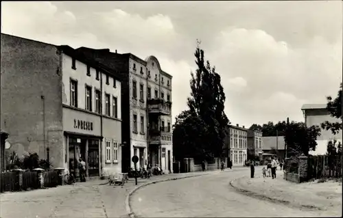 Ak Eggesin in Mecklenburg Vorpommern, Bahnhofstraße, Geschäft, Inh. J. Dresen