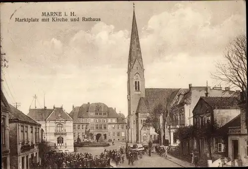 Ak Marne in Holstein Dithmarschen, Marktplatz, Kirche, Rathaus