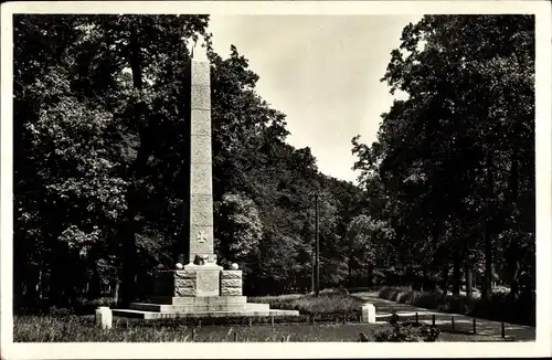 Ak Karlsruhe, Artilleriedenkmal am Schloßgarten