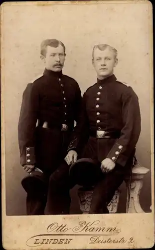 Kabinett Foto Linden Hannover, Deutsche Soldaten in Uniformen, Portrait