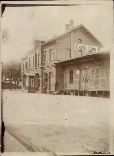 Foto Garbolzum Schellerten Niedersachsen, Partie am Bahnhof