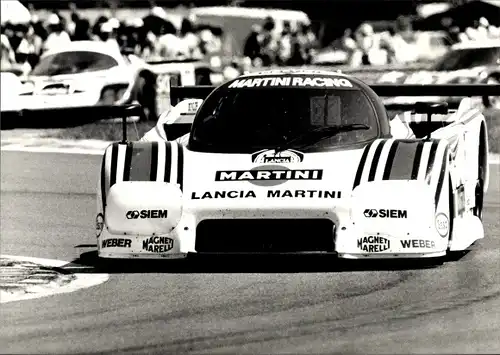 Foto Rennauto, Lancia Martini LC 2 1984, Endurance Marken WM Gruppe C 2 Rennwagen