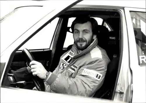 Foto Rallye Team Mercedes Fricker, Vertragsfahrer Harald Demuth, Portrait