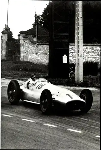 Foto Manfred von Brauchitsch, Mercedes Benz Rennwagen