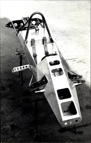 Foto Rennauto vor dem Zusammenbau, Estonia