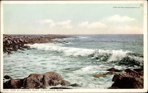 Ak Gloucester Massachusetts USA, Surfen am Eastern Point