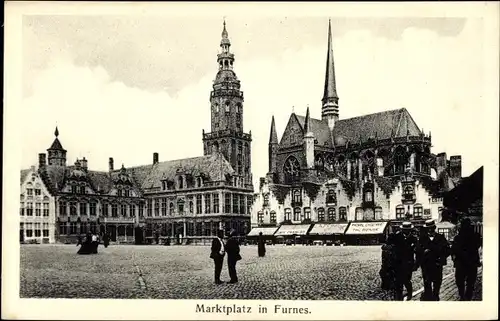 Ak Furnes Westflandern, Marktplatz, Passanten