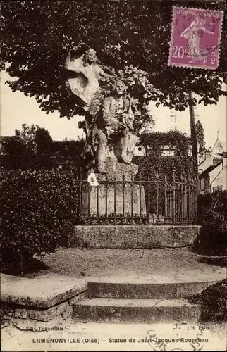 Ak Ermenonville Oise, Statue Jean-Jacques Rousseau