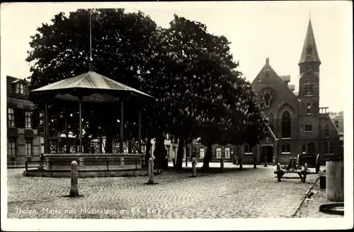 Ak Tholen Zeeland Niederlande, Markt, Muziektent, R. K. Kerk