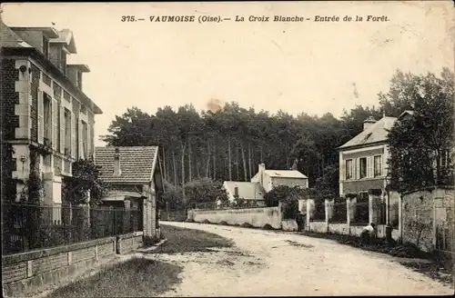 Ak Vaumoise Oise, la Croix Blanche, Entree de la Foret