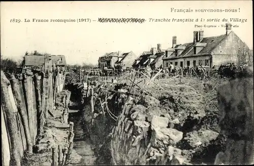Ak Ribecourt Oise, Tranchee francaise a la sortie du village, La France reconquise 1917