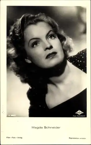 Ak Schauspielerin Magda Schneider, Portrait