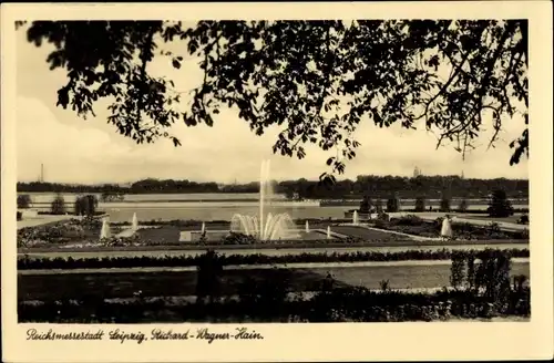 Ak Leipzig in Sachsen, Richard-Wagner-Hain, Parkanlage, Springbrunnen