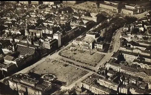 Ak Leipzig in Sachsen, Augustusplatz, Fliegeraufnahme