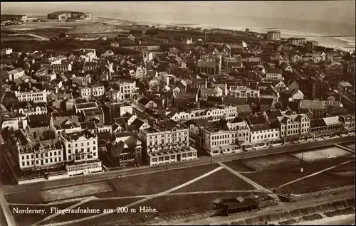 Ak Nordseebad Norderney Ostfriesland, Blick auf den Ort, Fliegeraufnahme