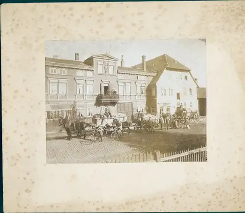 Foto Nordhausen am Harz, Gasthaus, Straßenpartie mit Fuhrwerken