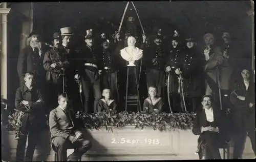 Foto Ak Peine in Niedersachsen, Theaterszene, Schauspieler auf einer Bühne 1913
