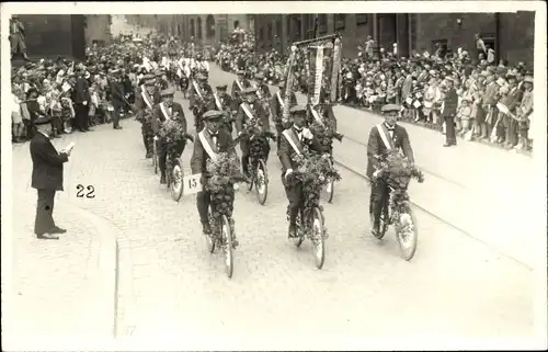 Foto Ak Nürnberg in Mittelfranken, Bund Deutscher Radfahrer, Festfahrt