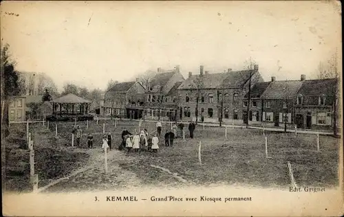 Ak Kemmel Heuvelland Westflandern, Hauptplatz mit permanentem Kiosk