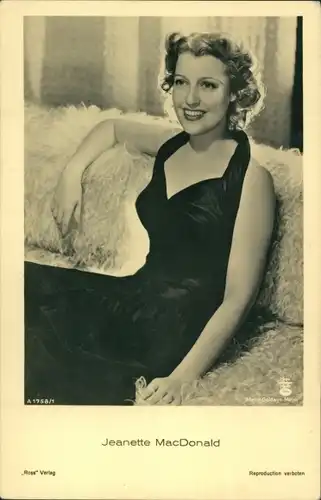 Ak Schauspielerin Jeanette MacDonald, Portrait