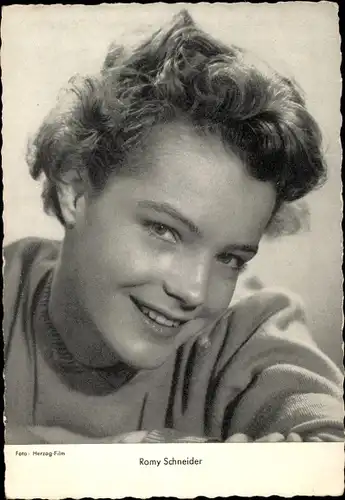 Ak Schauspielerin Romy Schneider, Portrait