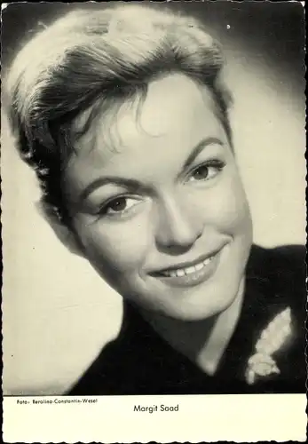 Ak Schauspielerin Margit Saad, Portrait