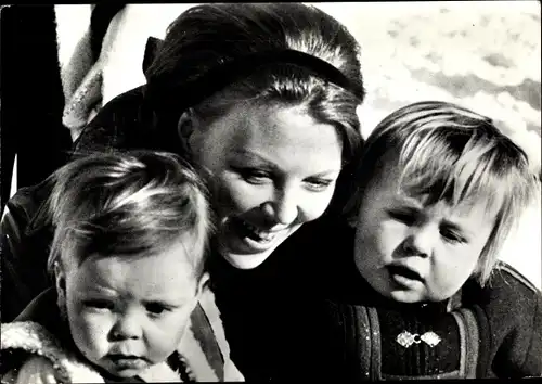 Ak Prinzessin Beatrix der Niederlande, Prinz Willem Alexander, Prinz Friso, 1971